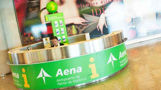 Zona de información en el Aeropuerto de Palma de Mallorca.