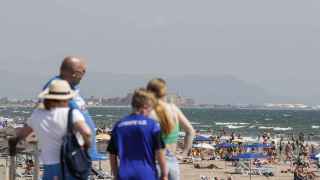 La tregua en el calor termina, las temperaturas vuelven a ascender. En la imagen, la playa de Valencia esta semana.