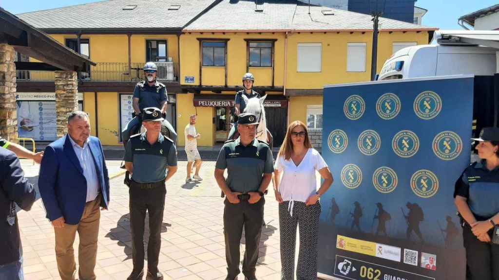 Barcones anuncia que la Guardia Civil ha desplegado medios de seguridad en el Camino de Santiago