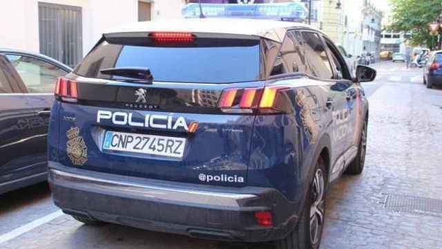 Mata a su exmujer a puñaladas en medio de la calle en Tenerife: tenía 34 años
