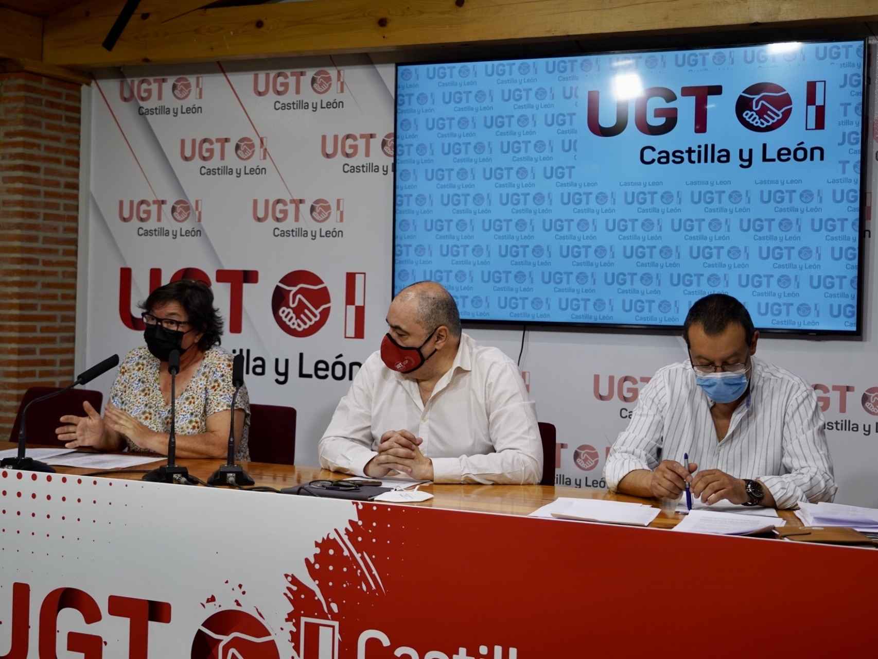 Imagen de archivo de una rueda de prensa de UGT Servicios Públicos de Castilla y León.