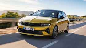 El nuevo Opel Astra incorpora versiones de gasolina, diésel y una variante híbrida enchufable.