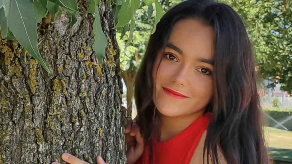Paula Buezas Ullán, reina de las fiestas de Villarino 2022
