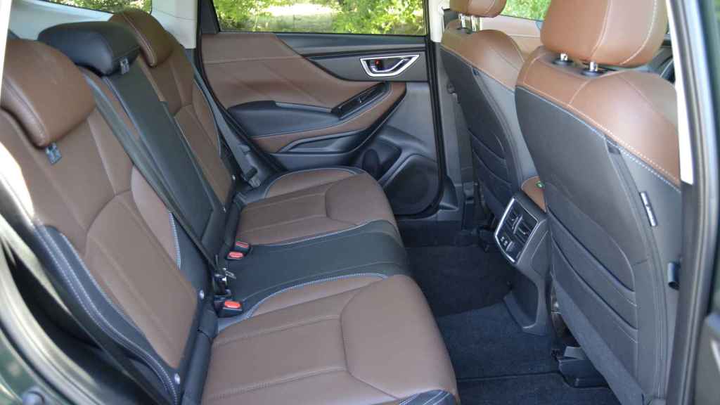 El Subaru Forester destaca por la amplitud de su interior y comodidad a bordo.