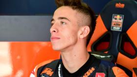 Pedro Acosta, en el box de Red Bull KTM Ajo