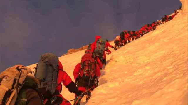El polémico ascenso al K2