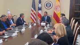 La delegación castellano-manchega encabezada por Emiliano García-Page ha sido recibida por el Gobernador de Puerto Rico Pedro Pierluisi.