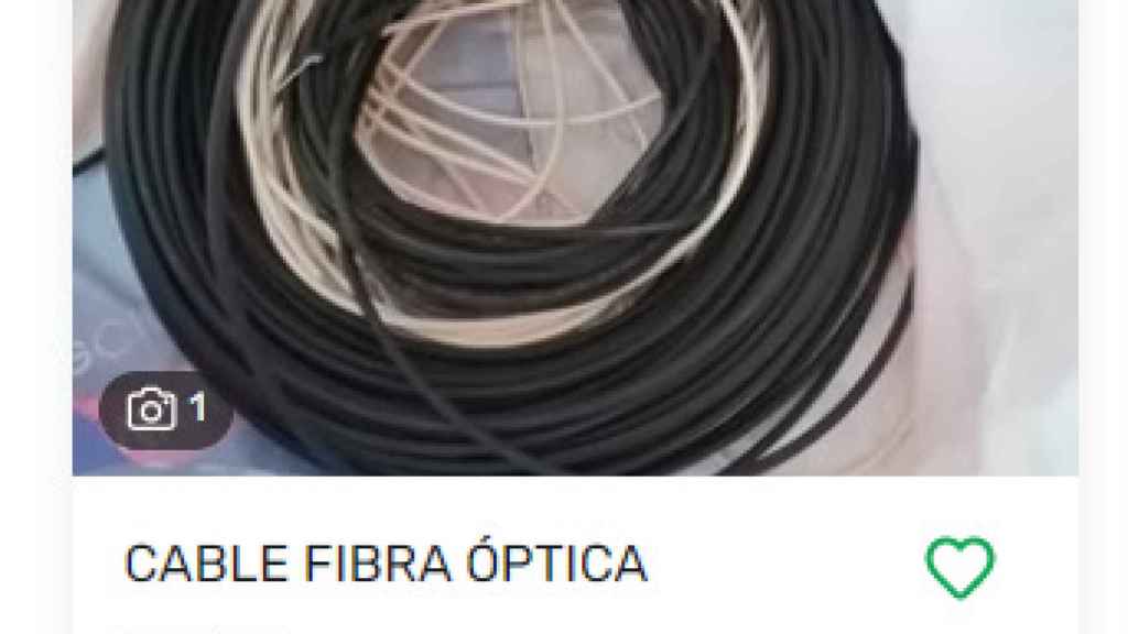 Venta de cable de fibra óptica en una página web de compra y venta de productos.