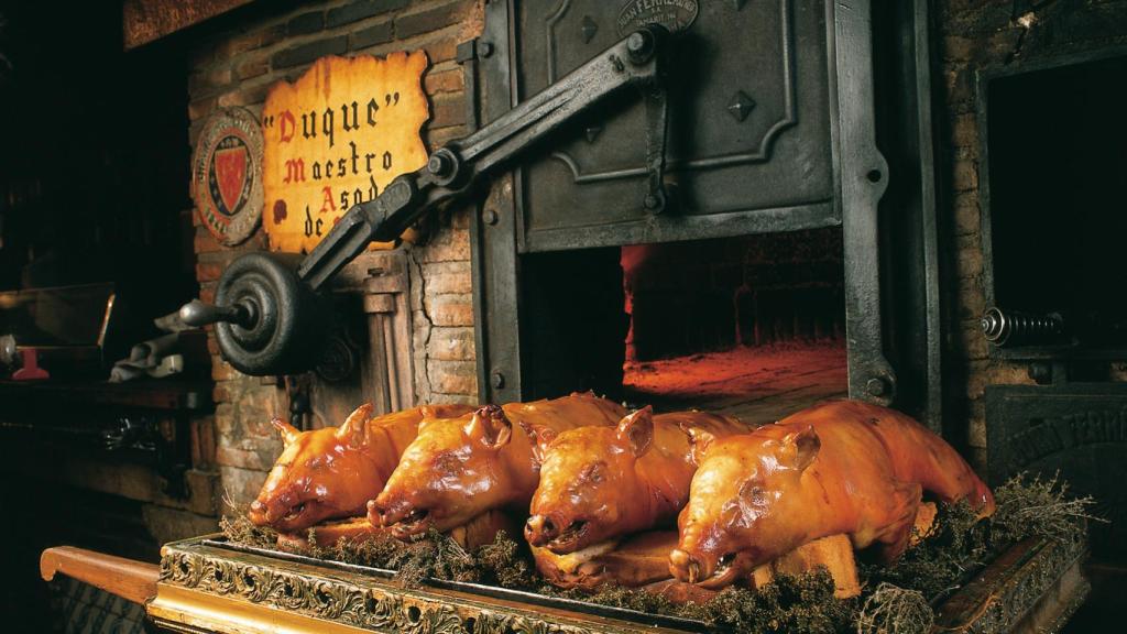 El famoso cochinillo segoviano al horno.