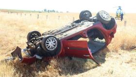 Estado en el que quedó el vehículo tras el accidente./ 112 CyL