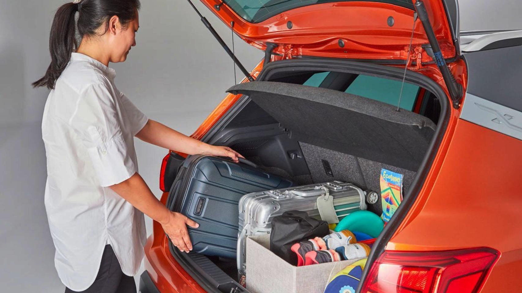 Consejos para llevar con seguridad el equipaje en la baca del coche