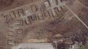 Imágenes de satélite que muestran la destrucción de aviones en Crimea.
