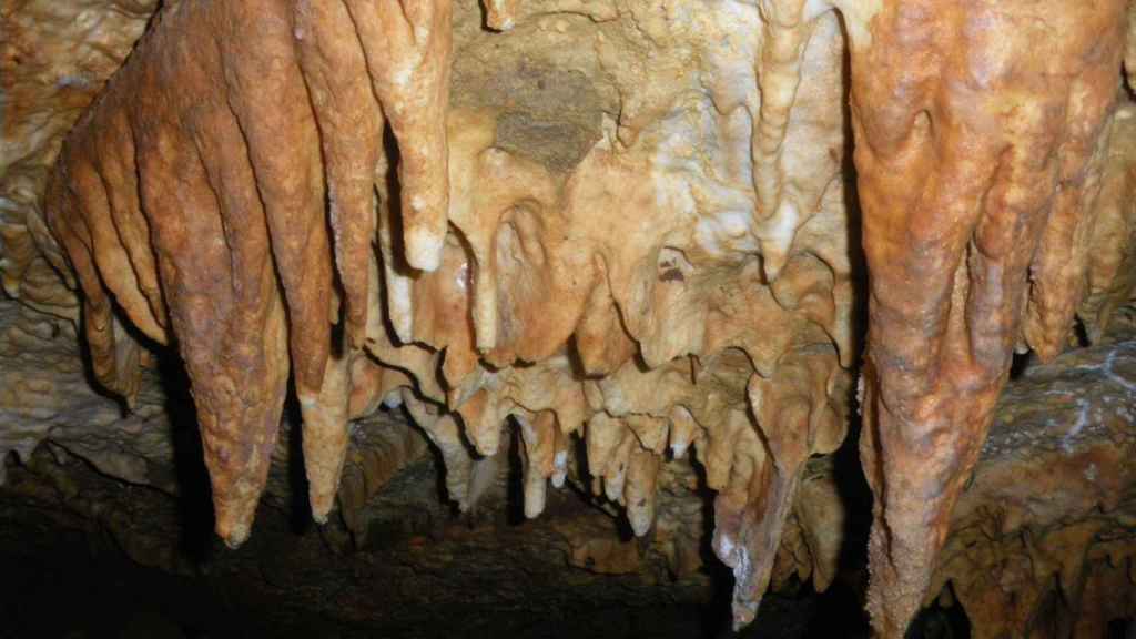 Cueva de Valdelajo