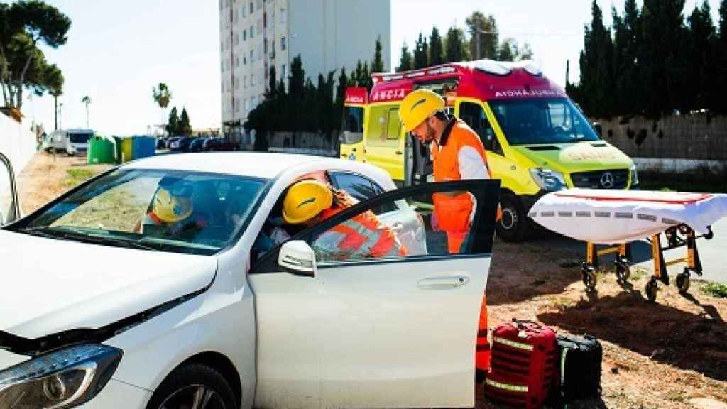 Un operativo de las ambulancias de la Generalitat Valenciana en un accidente de tráfico.