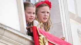 Charlotte de Cambridge y Mia Tindall, en una jornada de celebración por el Jubileo de Platino de Isabel II.
