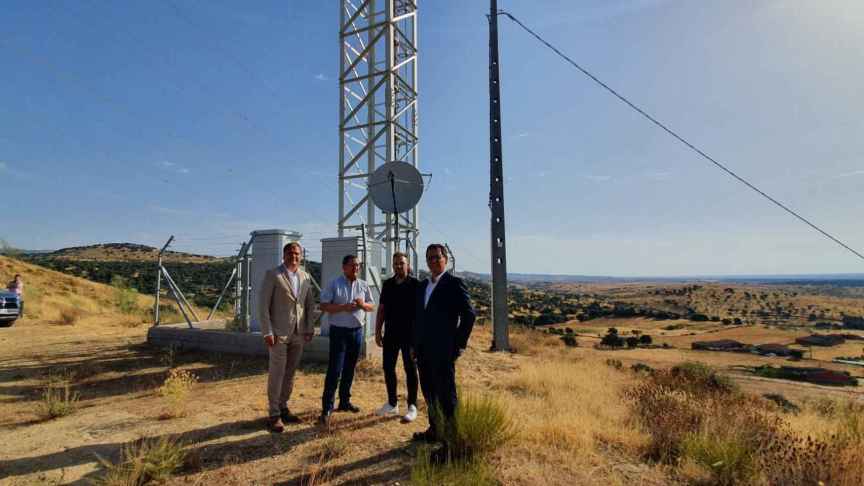 Las autoridades regionales, ante la nueva antena 5G instalada en el pequeño municipio de Aldea en Cabo.