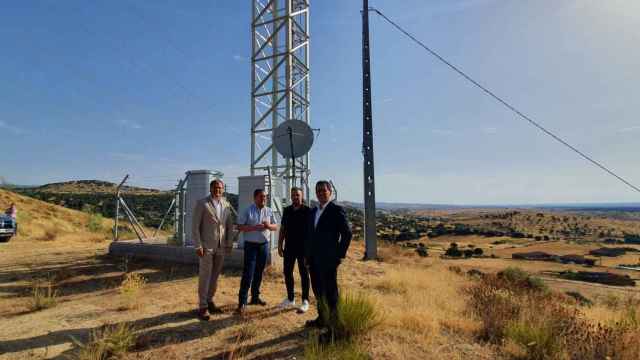 Las autoridades regionales, ante la nueva antena 5G instalada en el pequeño municipio de Aldea en Cabo.
