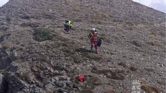 El Grupo de Rescate de Castilla y León auxilia a un montañero en Cantabria