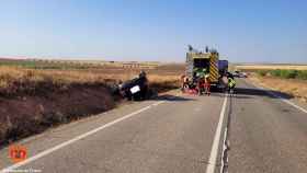 Los servicios de emergencia trabajando tras el accidente de Villacañas (Toledo).