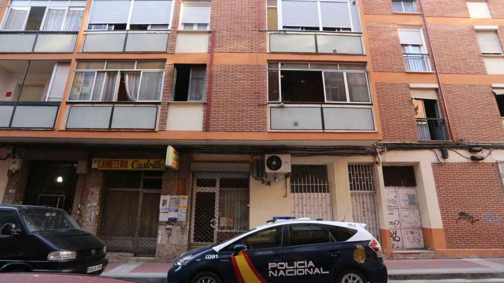 Fachada del edificio de viviendas en la calle Marqués de Santillana 2, en Valladolid