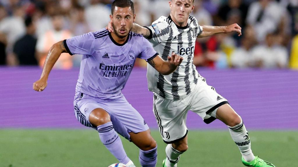 Eden Hazard, en un partido con la camiseta morada del Real Madrid