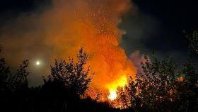 Incendio originado en una de las islas del Tajo. / Foto: @milagrostolon.