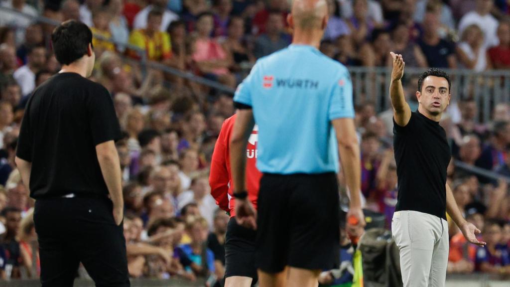 Andoni Iraola and Xavi Hernandez.