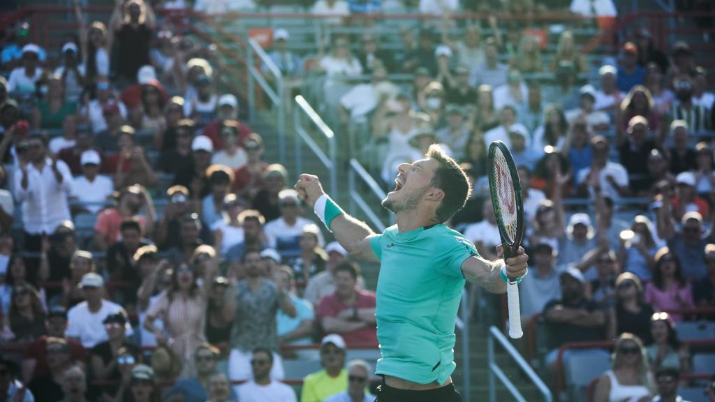 Pablo Carreño celebra su victoria en Montreal.