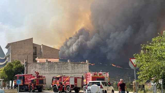 Incendio forestal en Bejís (Castellón), evacuado el municipio.
