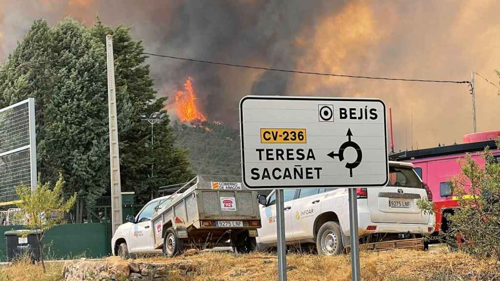 Varios municipios de Castellón evacuados por el incendio de Bejís.