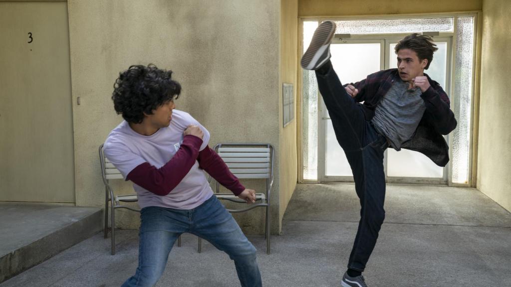 Se avecina una revancha entre Miguel y Robby en la nueva temporada de 'Cobra Kai'.