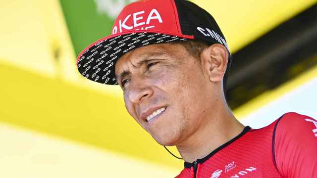 Nairo Quintana durante un control de firmas previo a una etapa del Tour de Francia