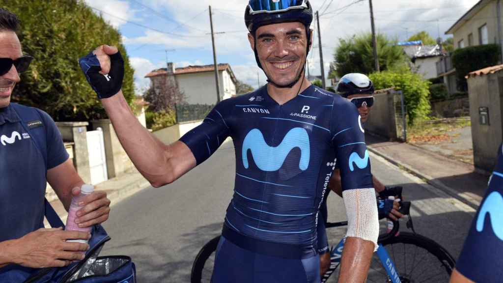 Alex Aranburu celebra su victoria de etapa en el Tour du Limousin.