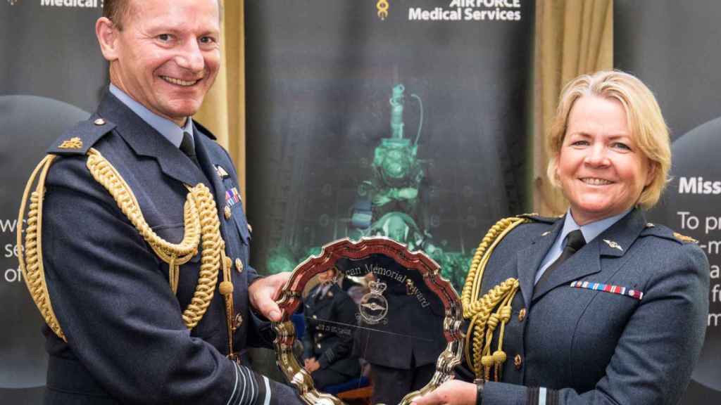 Maria Byford, vicemariscal de la RAF, en un acto oficial.