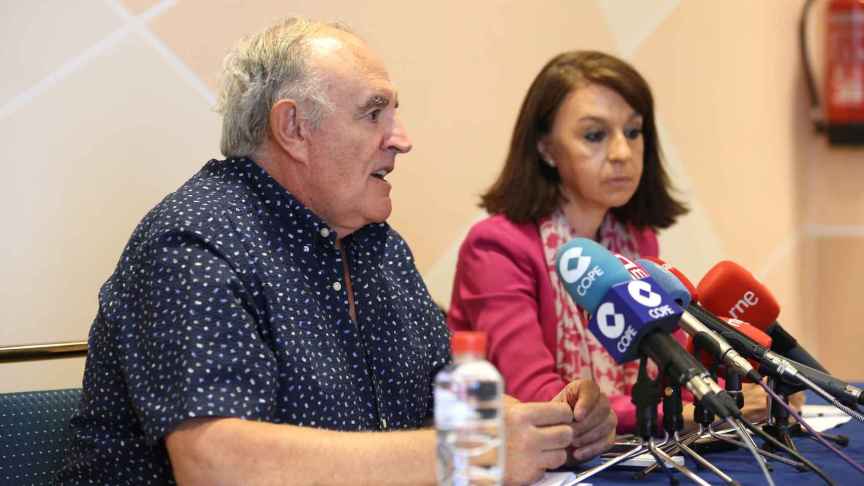 José María Fresneda y Blanca Corroto en rueda de prensa.