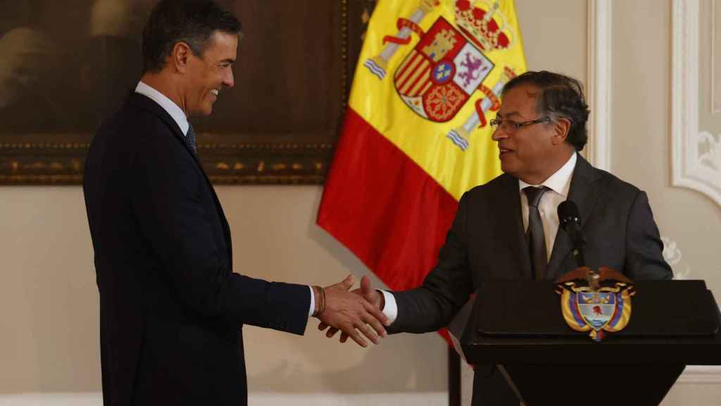 El presidente de Colombia, Gustavo Petro, junto al presidente de gobierno de España, Pedro Sánchez, este 24 de agosto en Bogotá (Colombia)