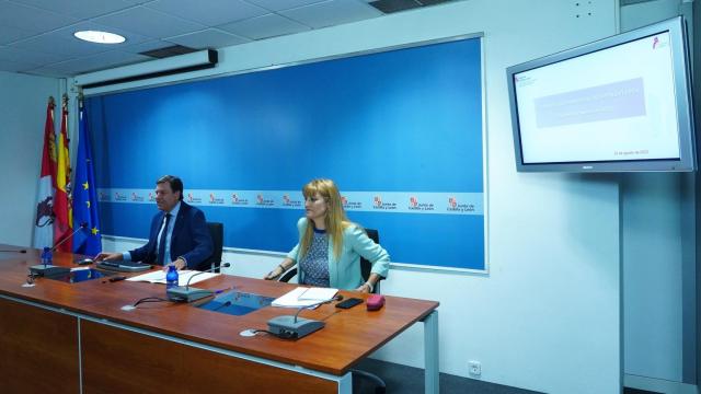 El consejero de Economía y Hacienda, Carlos Fernández Carriedo, durante la presentación