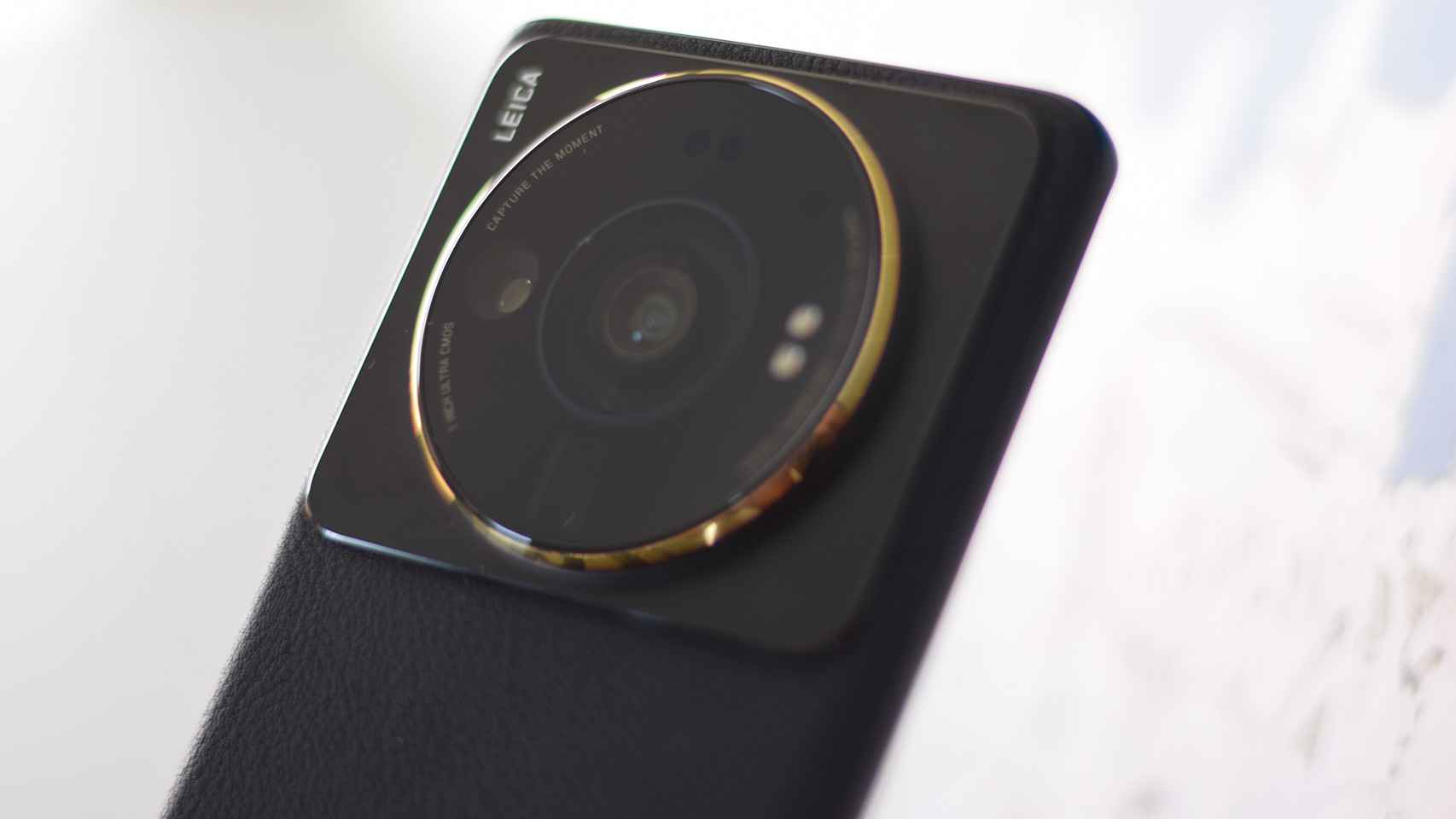 jurado pakistaní distorsionar Probamos y echamos el ojo al Xiaomi 12S Ultra: el móvil con cámara compacta  pegada a la trasera