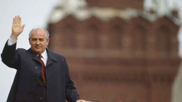 Mijaíl Gorbachov, en la plaza Roja de Moscú en 1989.