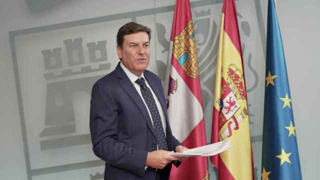 El consejero de Economía y Hacienda y portavoz de la Junta, Carlos Fernández Carriedo, comparece en rueda de prensa posterior al Consejo de Gobierno
