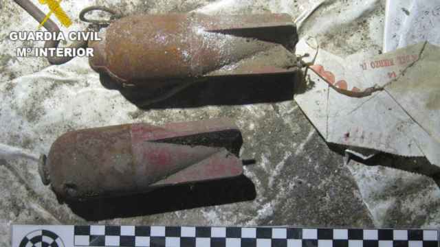 Granadas de mortero de la Guerra Civil encontradas en una vivienda de Villafranca del Bierzo