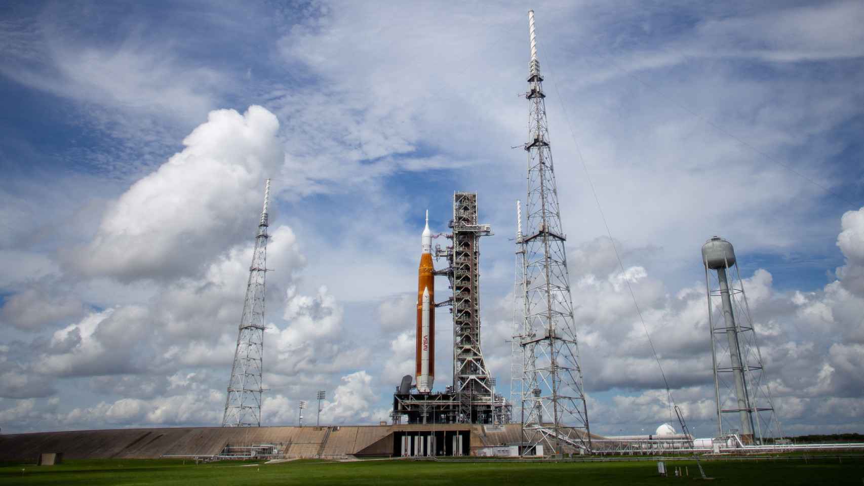 La NASA vuelve a cancelar el lanzamiento de Artemis por fugas en el depósito de combustible thumbnail
