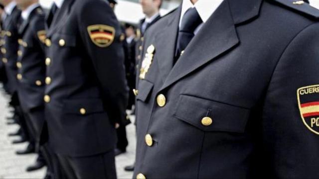 Agentes de la Policía Nacional, en un acto oficial en imagen de archivo.