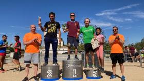 En el podio un miembro del Vino Toro Caja Rural