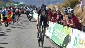 Arensman durante una etapa de La Vuelta