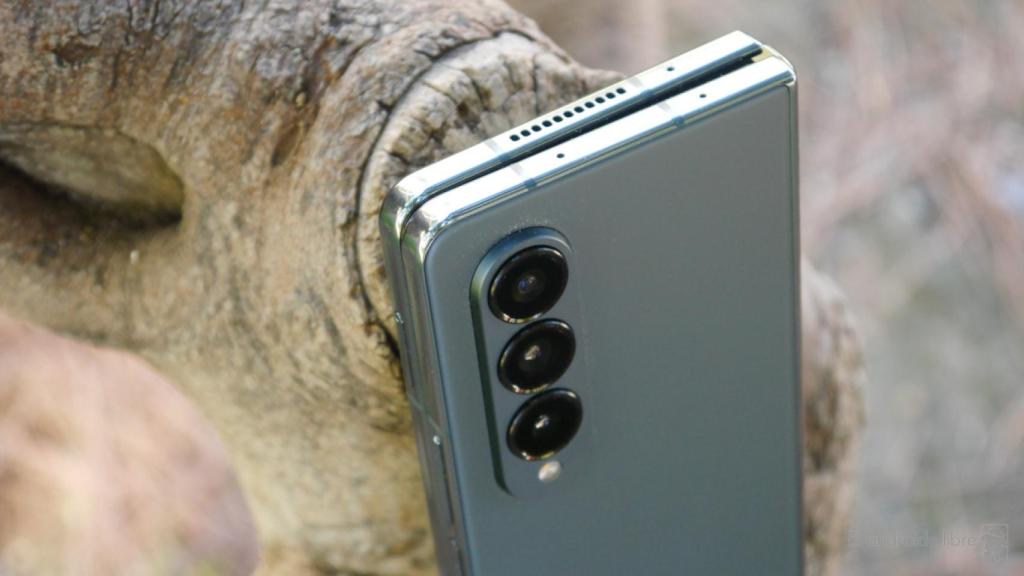 Samsung Galaxy Z Fold 4