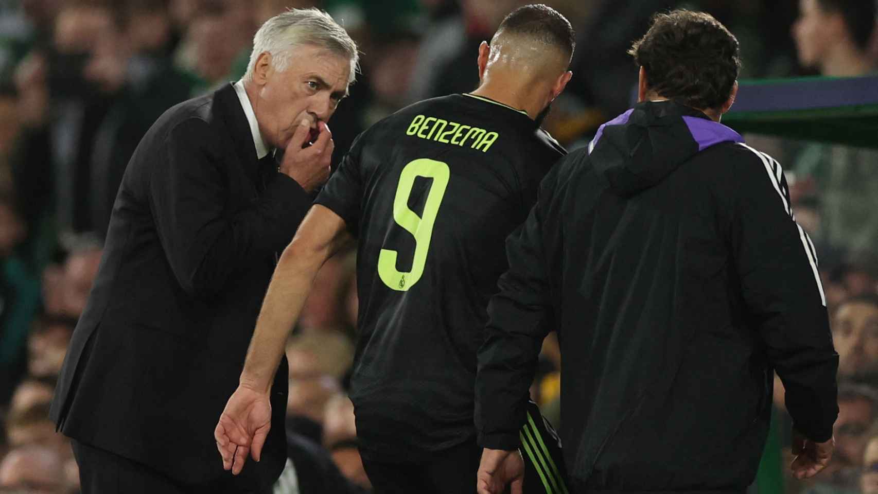 Carlo Ancelotti se interesa por Karim Benzema.
