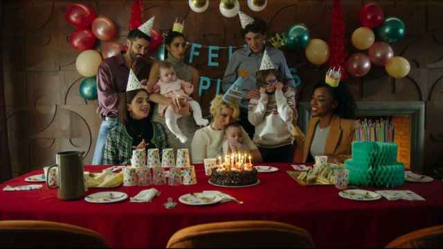 'Sagrada familia', lo nuevo de Manolo Caro para Netflix, ya tiene fecha de estreno y primeras imágenes.