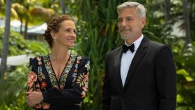 Julia Roberts y George Clooney en 'Viaje al paraíso', dirigida por Ol Parker