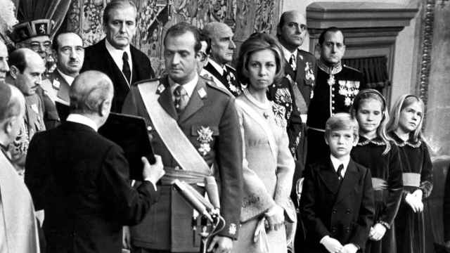 Proclamación del rey Juan Carlos I en Madrid el 22 de noviembre de 1975.